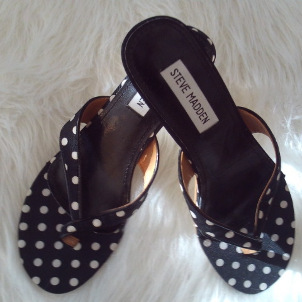 ***SOLD***Steve Madden High Heeled Sandals Size 8B